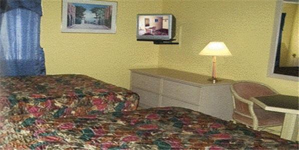 Nevada Club Inn Bullhead City Room photo